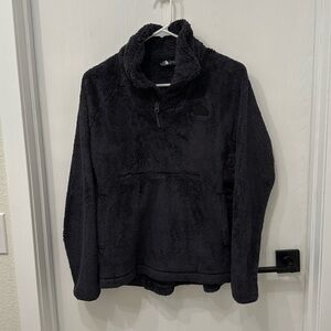 North Face women’s quarter zip pullover